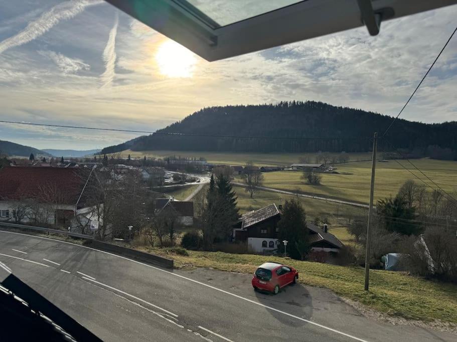 Loft Wohnung Mit Toller Aussicht Messstetten Екстериор снимка